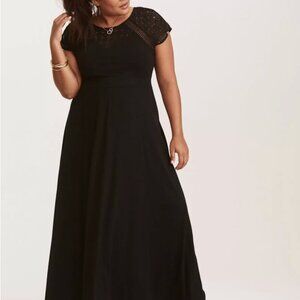 Women's Plus Torrid Black Crochet Lace Inset Maxi Dress, 2x